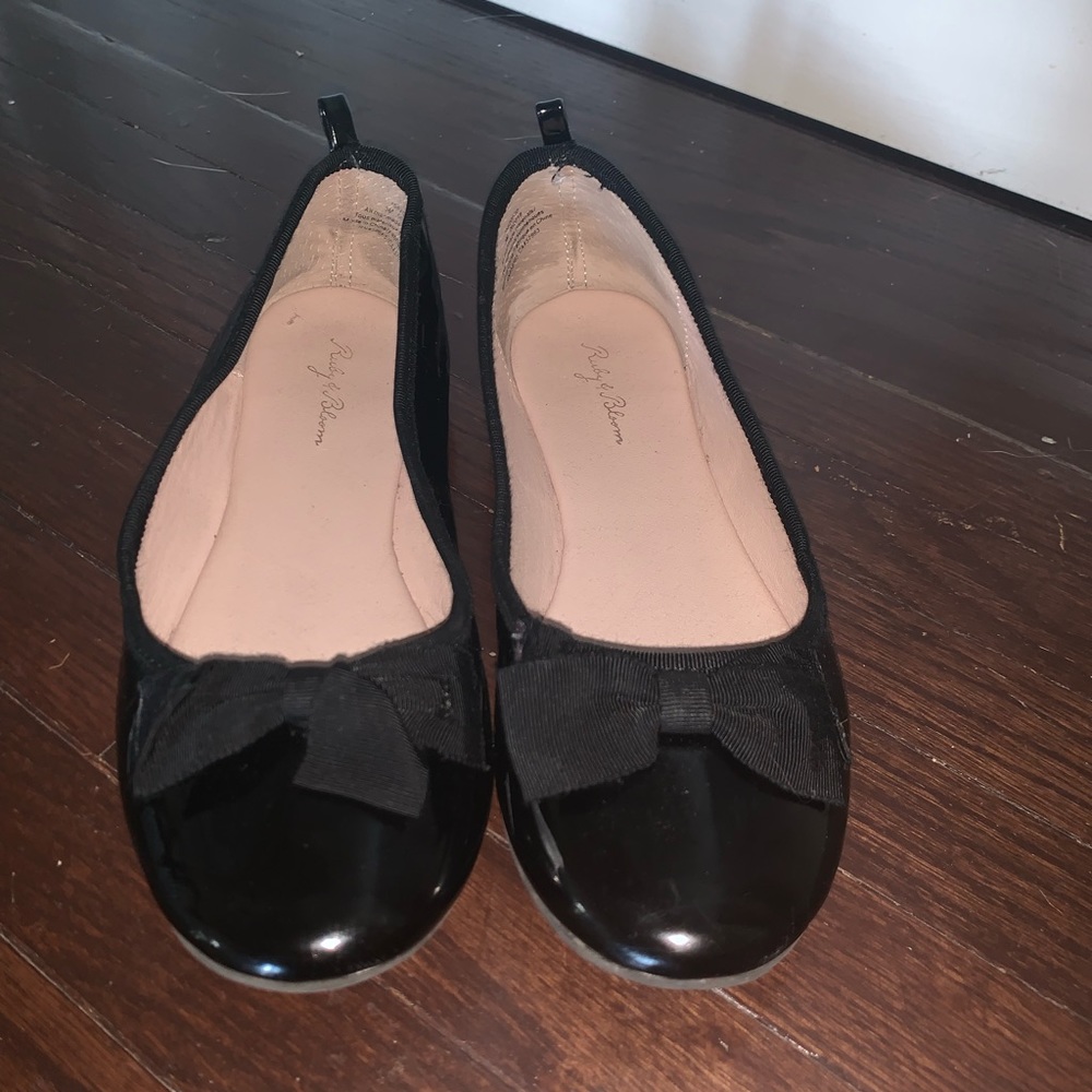 Girls black dress flats